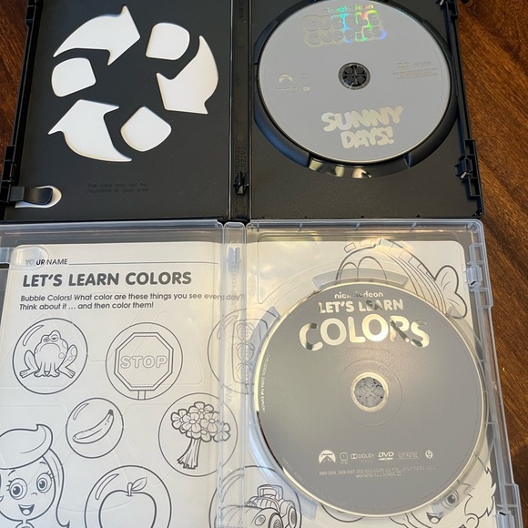 Nickelodeon, Bubble Guppies, Dora Mixed DVDs - Picture 3 of 4